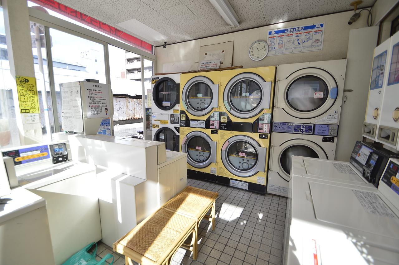 R Guest House Namba Ōsaka Extérieur photo